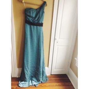 Jim Hjelm Occasions gown